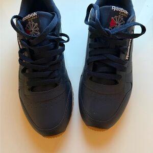 Reebok Classic Leather Navy Shoes